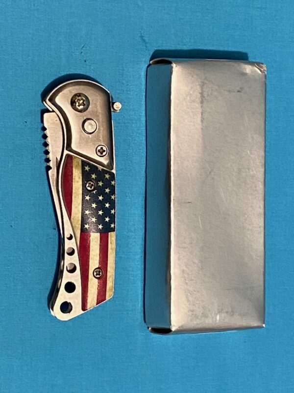 USA Flag Assisted Open Knife - Vintage Looking - Image 9